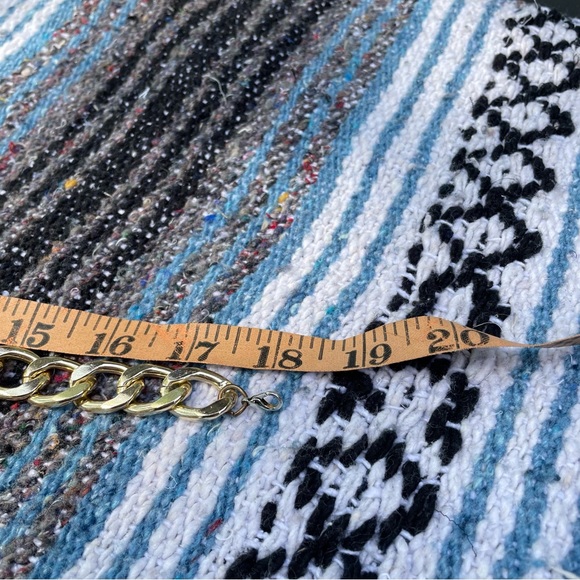 Vintage Gold Tone Curb Chain Necklace - Picture 6 of 8